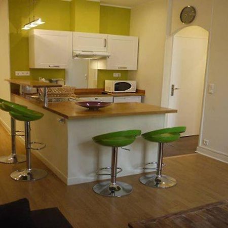 Barla 3 - A Spacious One Bedroom Apartment Near Place Garibaldi Nisa Exterior foto